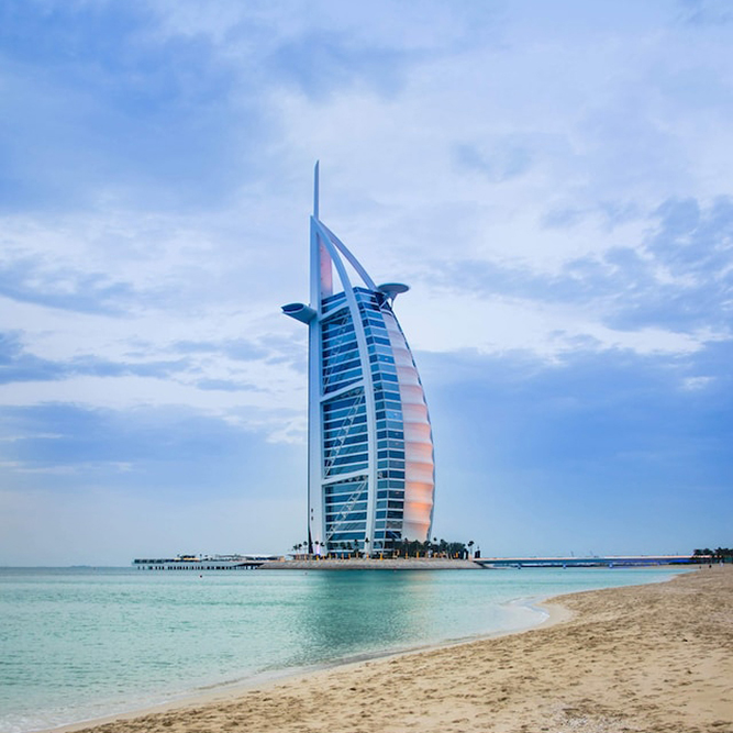 STOP EN DUBAI